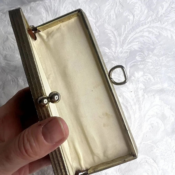 Vintage Embossed Hard Shelll Eye‎ Glass Case - Picture 8 of 8